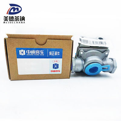 Standard Truck Brake System Quick Release Air Valve 3516-10-00007 in Middle