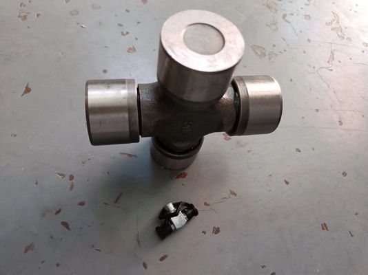 Auto Parts Universal U-Joint Cross Bearing Cardan Joint with Handle Compatibility