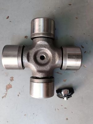 Auto Parts Universal U-Joint Cross Bearing Cardan Joint with Handle Compatibility