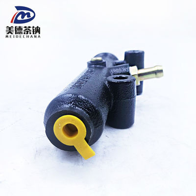 FAW Truck Chassis Spare Parts Clutch Master Cylinder 1602110-D9651 for Replace/Repair