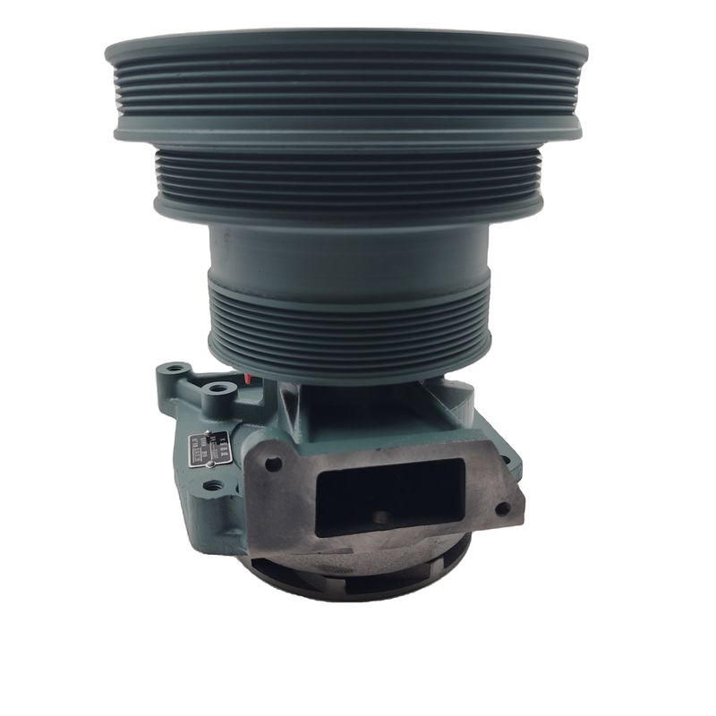 Standard Size Water Pump VG 1500060051 for HOWO Truck Engine Spare Parts Made of Steel